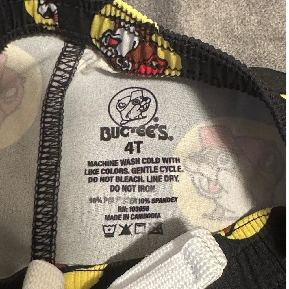 Buc-ees - Picture 3 of 3